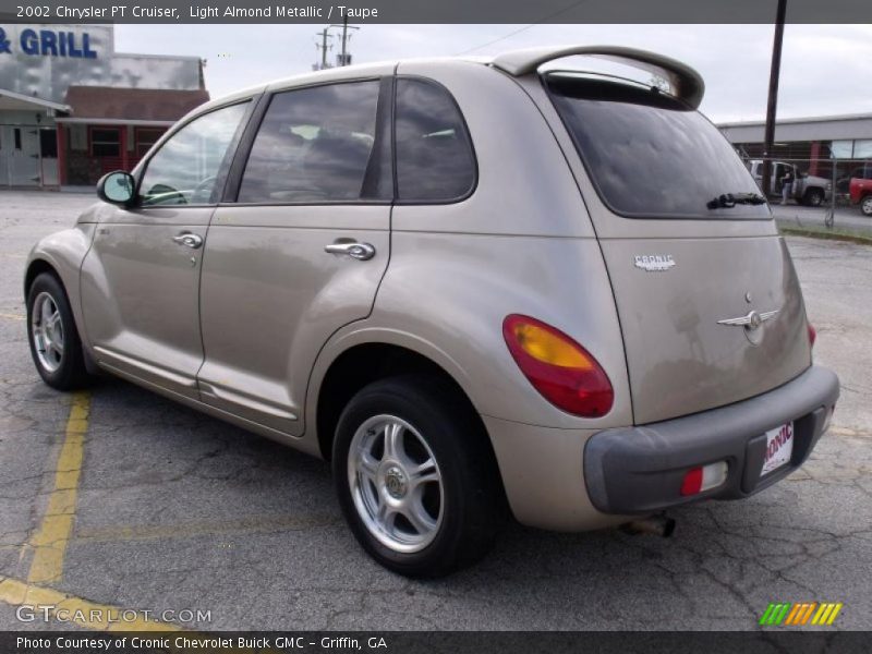 Light Almond Metallic / Taupe 2002 Chrysler PT Cruiser