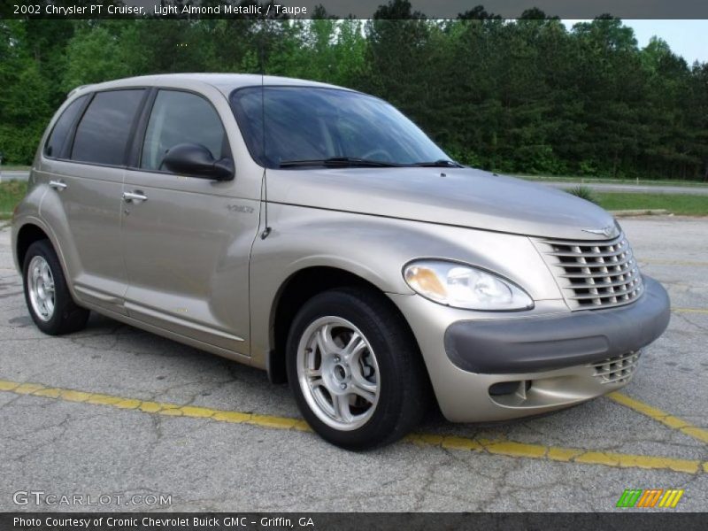 Light Almond Metallic / Taupe 2002 Chrysler PT Cruiser