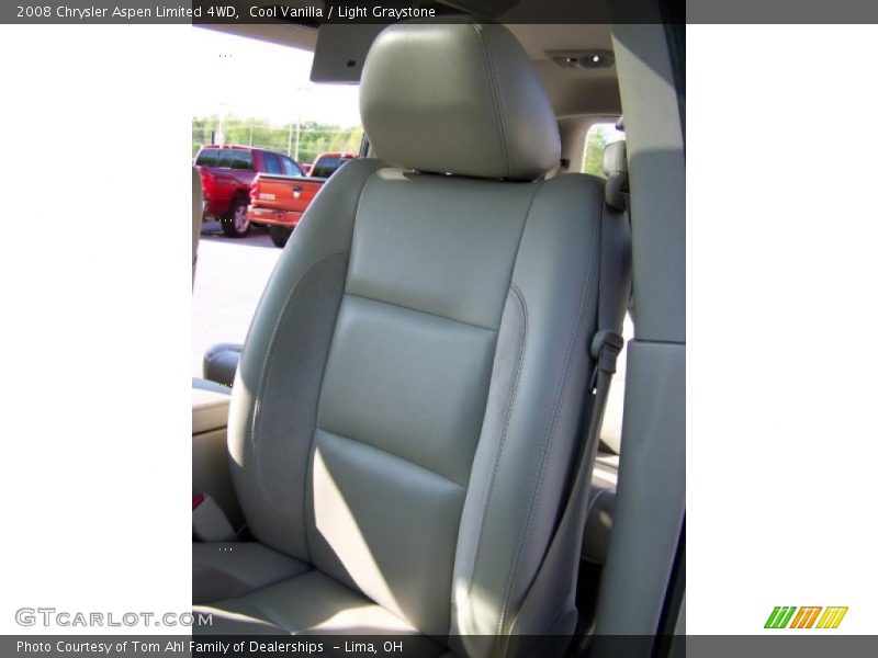 Cool Vanilla / Light Graystone 2008 Chrysler Aspen Limited 4WD
