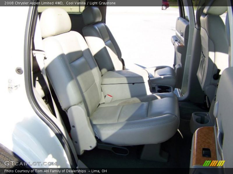 Cool Vanilla / Light Graystone 2008 Chrysler Aspen Limited 4WD