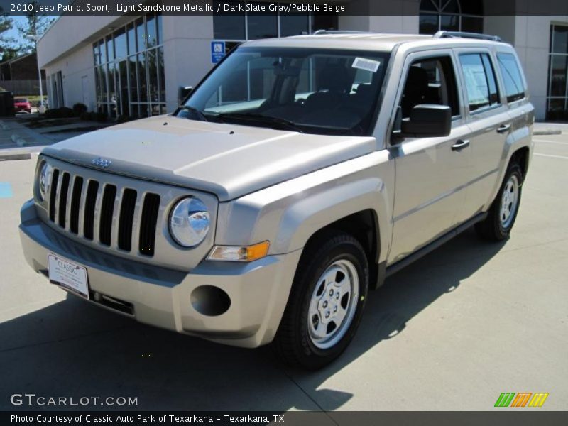 Light Sandstone Metallic / Dark Slate Gray/Pebble Beige 2010 Jeep Patriot Sport