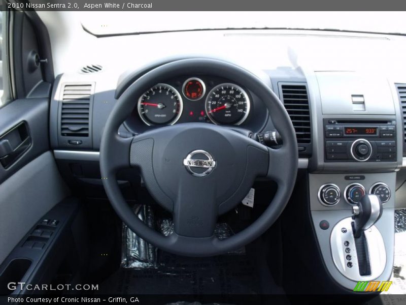 Aspen White / Charcoal 2010 Nissan Sentra 2.0