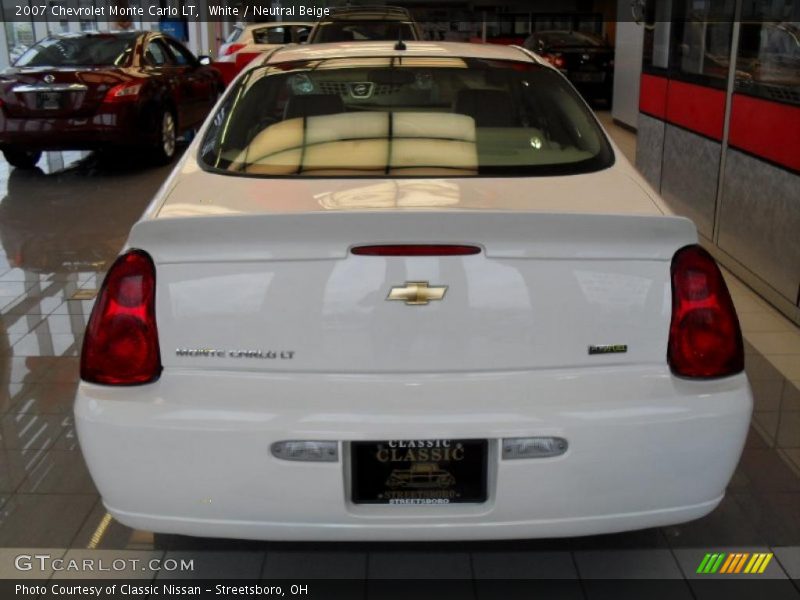 White / Neutral Beige 2007 Chevrolet Monte Carlo LT