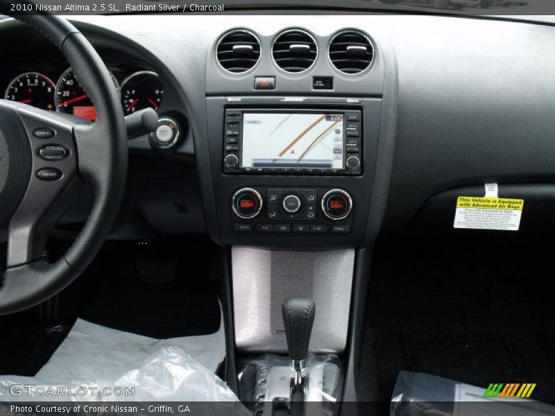 Radiant Silver / Charcoal 2010 Nissan Altima 2.5 SL