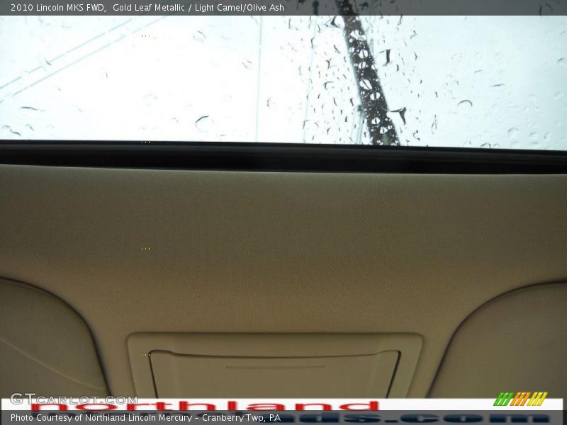 Gold Leaf Metallic / Light Camel/Olive Ash 2010 Lincoln MKS FWD
