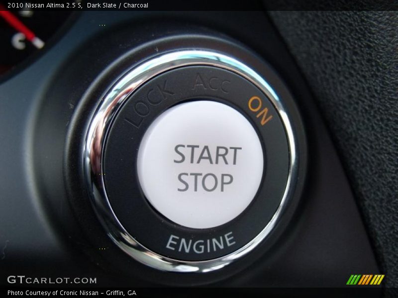 Dark Slate / Charcoal 2010 Nissan Altima 2.5 S