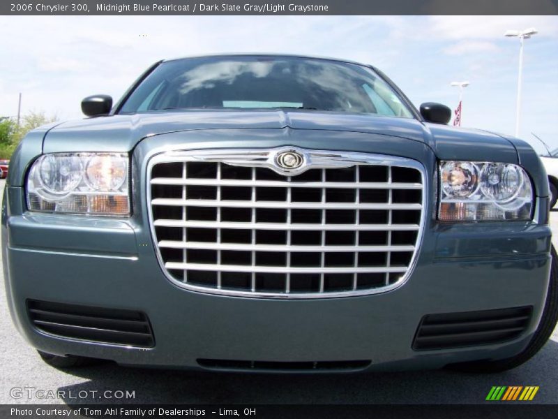 Midnight Blue Pearlcoat / Dark Slate Gray/Light Graystone 2006 Chrysler 300