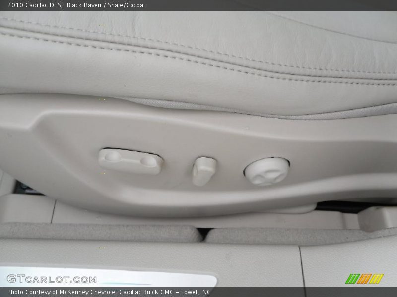 Black Raven / Shale/Cocoa 2010 Cadillac DTS