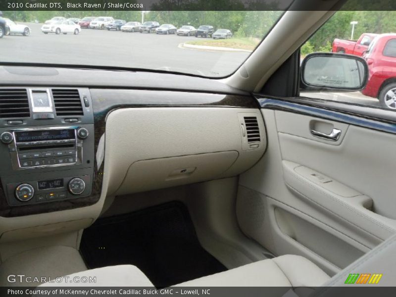 Black Raven / Shale/Cocoa 2010 Cadillac DTS
