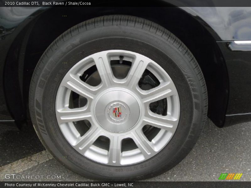 Black Raven / Shale/Cocoa 2010 Cadillac DTS