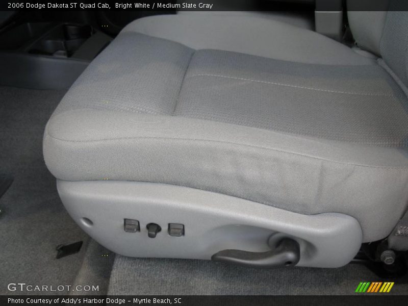 Bright White / Medium Slate Gray 2006 Dodge Dakota ST Quad Cab