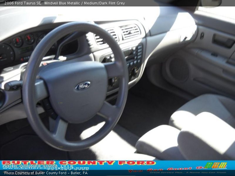 Windveil Blue Metallic / Medium/Dark Flint Grey 2006 Ford Taurus SE