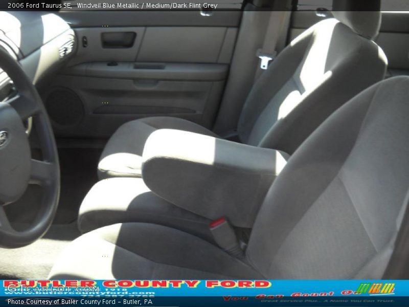 Windveil Blue Metallic / Medium/Dark Flint Grey 2006 Ford Taurus SE