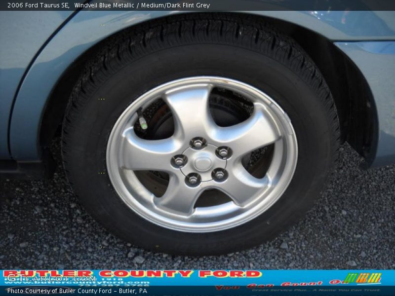 Windveil Blue Metallic / Medium/Dark Flint Grey 2006 Ford Taurus SE