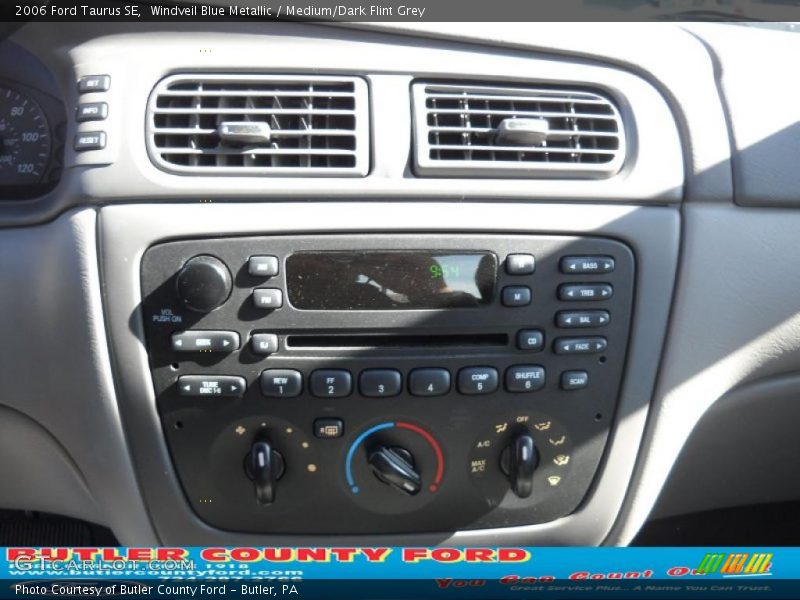 Windveil Blue Metallic / Medium/Dark Flint Grey 2006 Ford Taurus SE