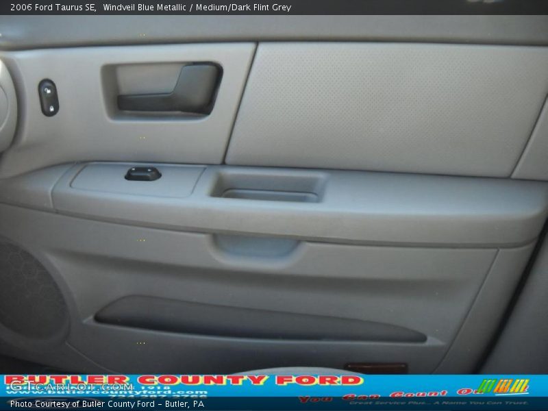 Windveil Blue Metallic / Medium/Dark Flint Grey 2006 Ford Taurus SE