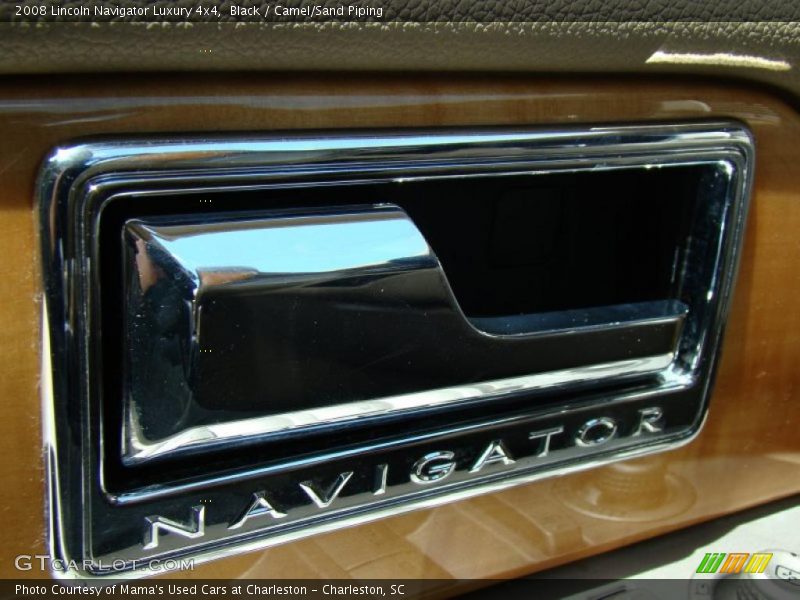 Black / Camel/Sand Piping 2008 Lincoln Navigator Luxury 4x4