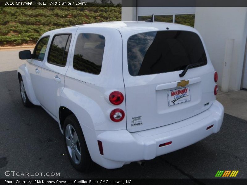 Arctic White / Ebony 2010 Chevrolet HHR LS