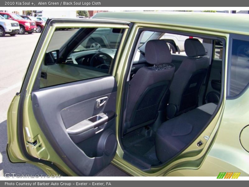 Alien Green / Black Soul Logo Cloth 2010 Kia Soul +