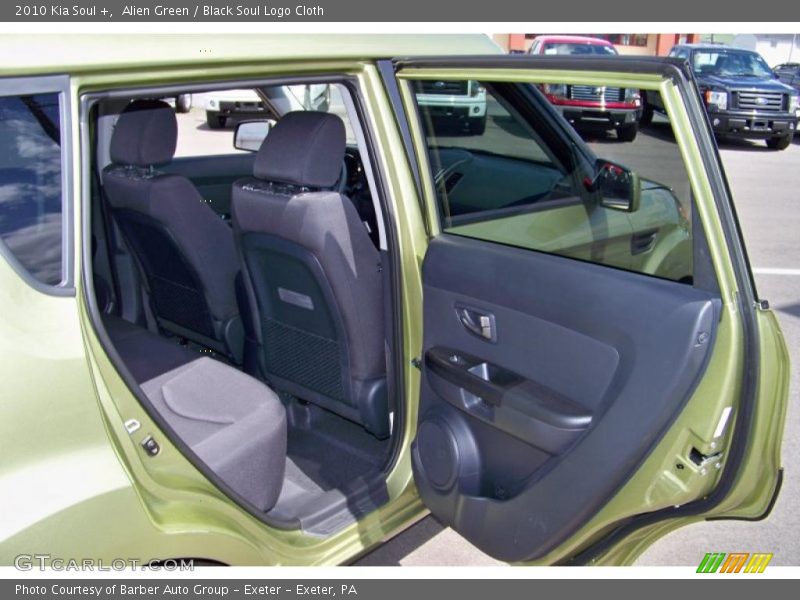 Alien Green / Black Soul Logo Cloth 2010 Kia Soul +