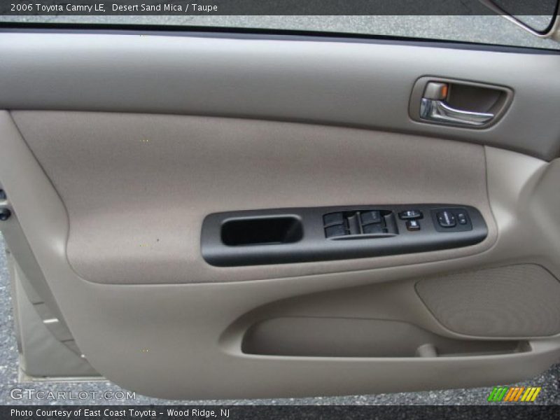 Desert Sand Mica / Taupe 2006 Toyota Camry LE