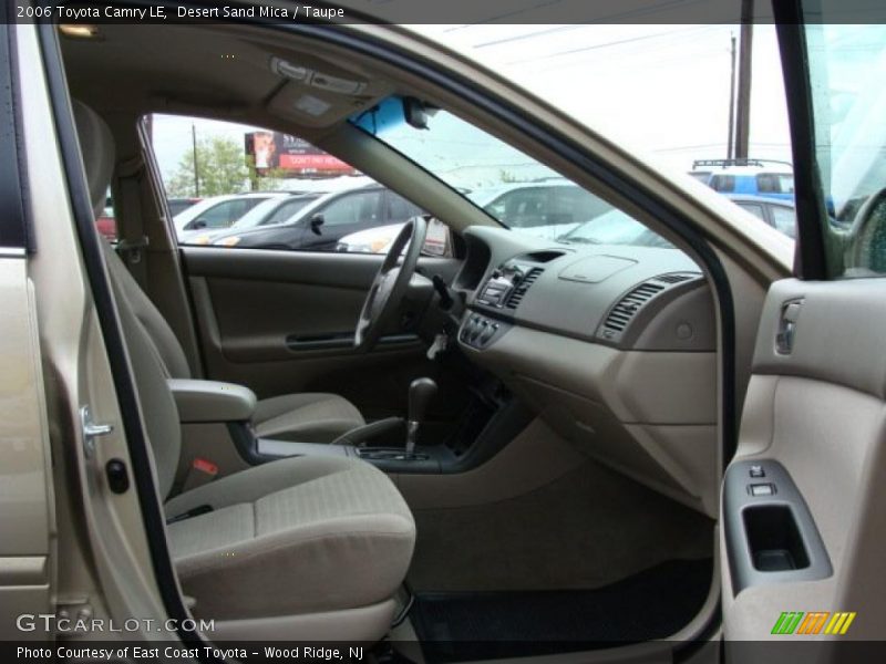Desert Sand Mica / Taupe 2006 Toyota Camry LE