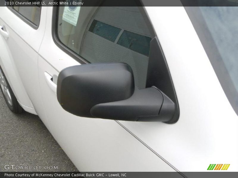 Arctic White / Ebony 2010 Chevrolet HHR LS