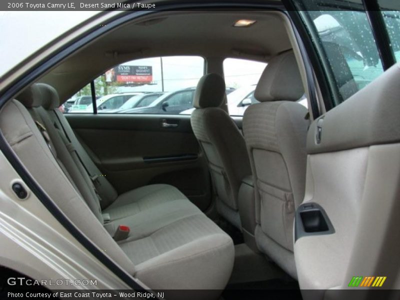 Desert Sand Mica / Taupe 2006 Toyota Camry LE