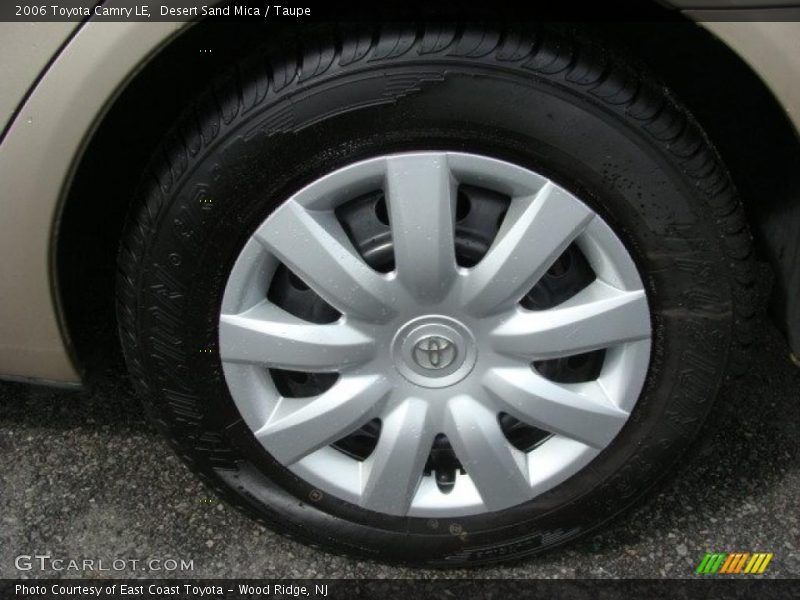 Desert Sand Mica / Taupe 2006 Toyota Camry LE