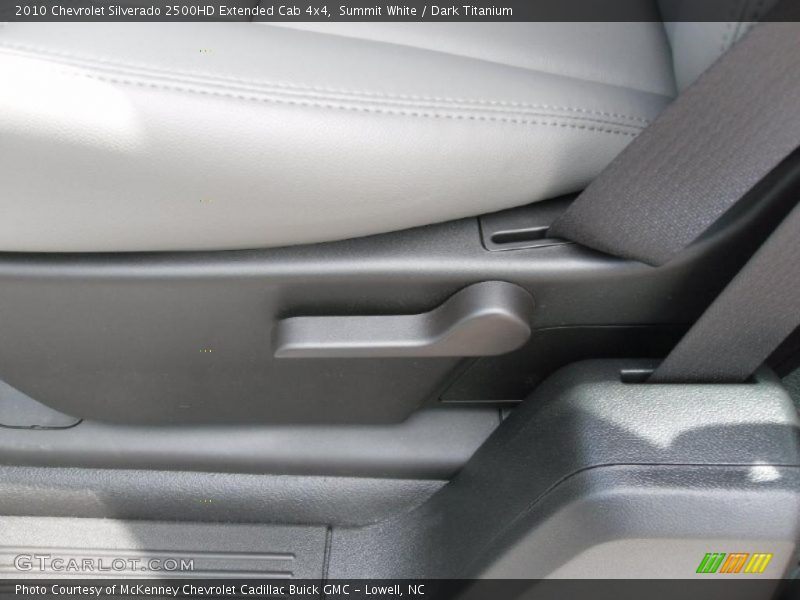 Summit White / Dark Titanium 2010 Chevrolet Silverado 2500HD Extended Cab 4x4