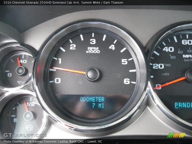 Summit White / Dark Titanium 2010 Chevrolet Silverado 2500HD Extended Cab 4x4