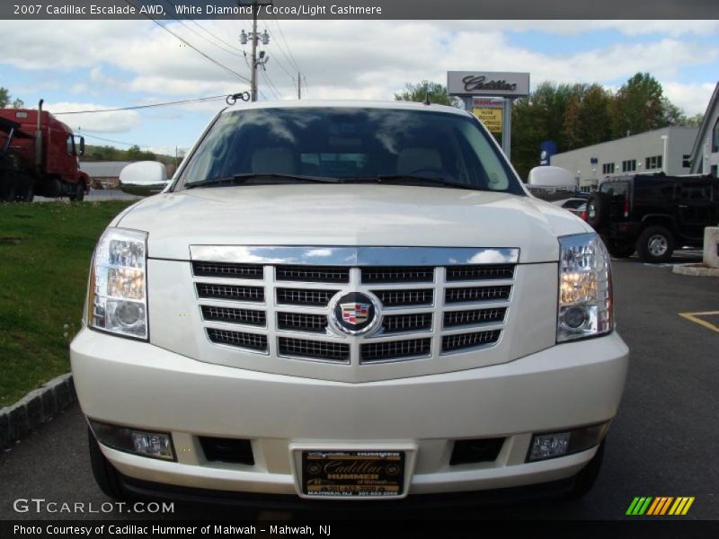 White Diamond / Cocoa/Light Cashmere 2007 Cadillac Escalade AWD