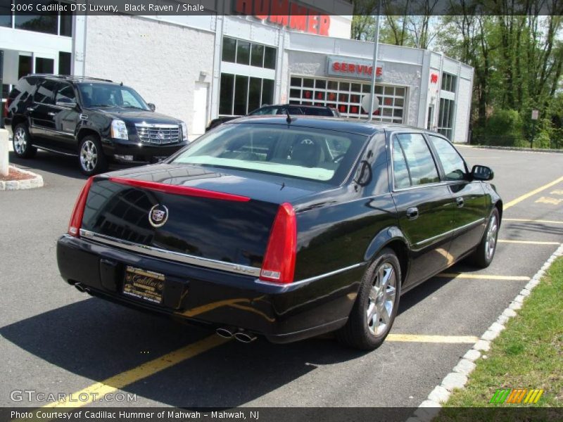 Black Raven / Shale 2006 Cadillac DTS Luxury