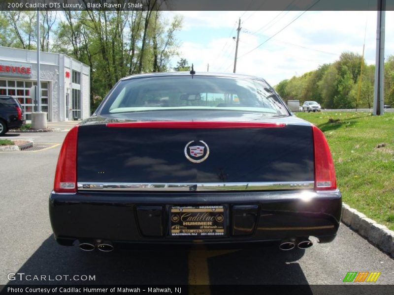 Black Raven / Shale 2006 Cadillac DTS Luxury