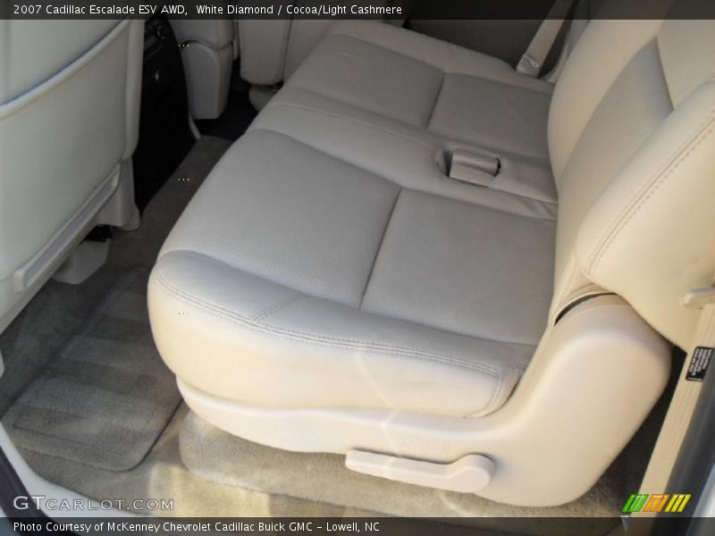 White Diamond / Cocoa/Light Cashmere 2007 Cadillac Escalade ESV AWD