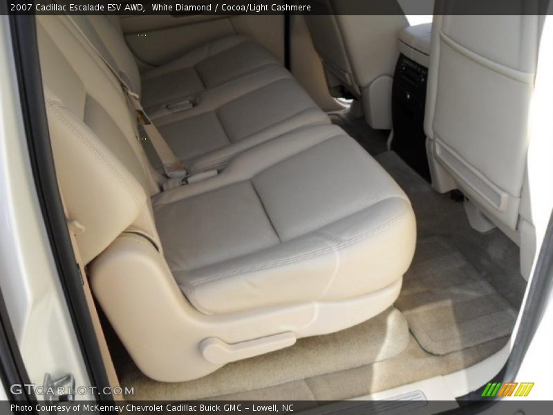 White Diamond / Cocoa/Light Cashmere 2007 Cadillac Escalade ESV AWD
