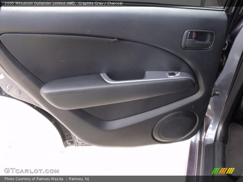 Graphite Gray / Charcoal 2005 Mitsubishi Outlander Limited AWD