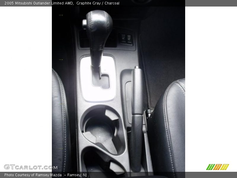 Graphite Gray / Charcoal 2005 Mitsubishi Outlander Limited AWD