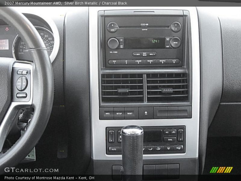 Silver Birch Metallic / Charcoal Black 2007 Mercury Mountaineer AWD