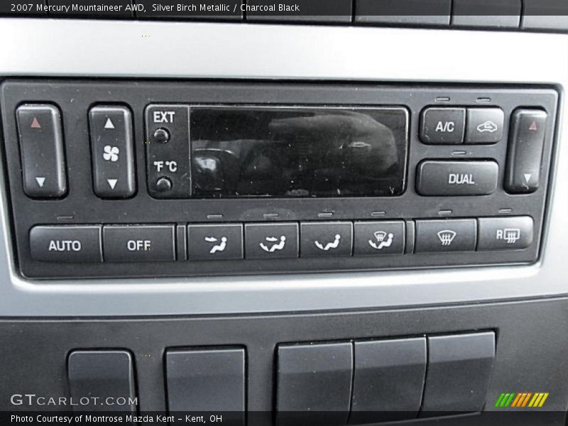 Silver Birch Metallic / Charcoal Black 2007 Mercury Mountaineer AWD