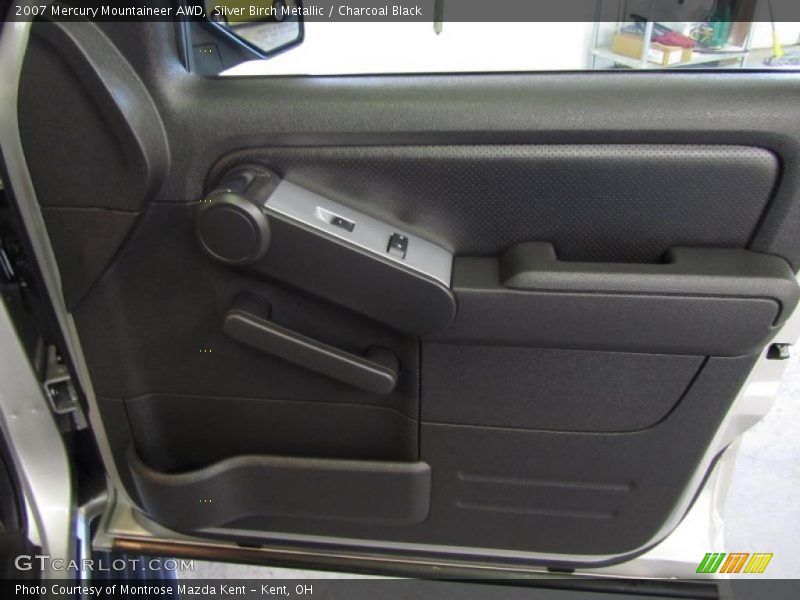 Silver Birch Metallic / Charcoal Black 2007 Mercury Mountaineer AWD