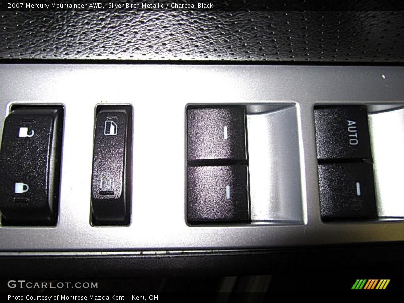 Silver Birch Metallic / Charcoal Black 2007 Mercury Mountaineer AWD
