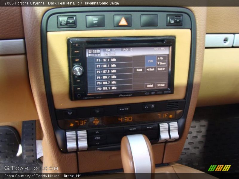 Dark Teal Metallic / Havanna/Sand Beige 2005 Porsche Cayenne