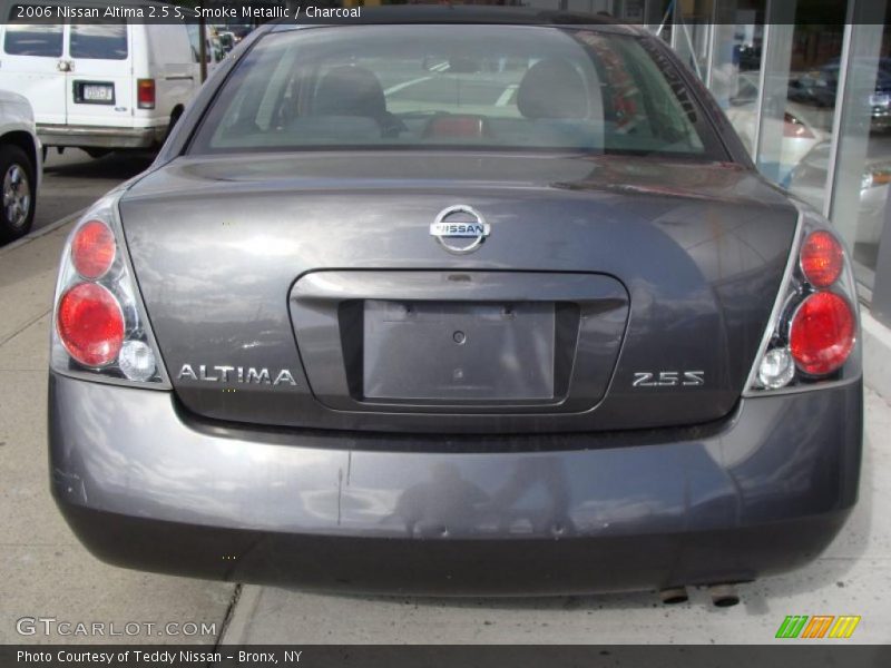 Smoke Metallic / Charcoal 2006 Nissan Altima 2.5 S