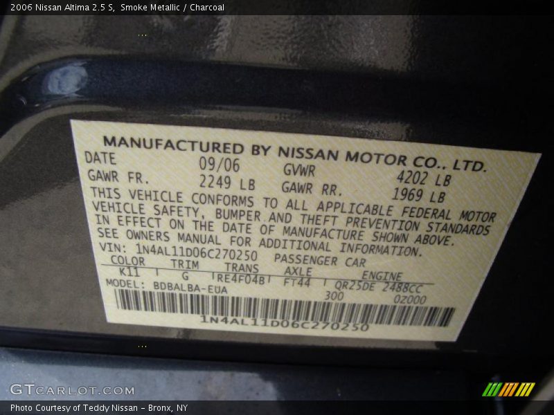 Smoke Metallic / Charcoal 2006 Nissan Altima 2.5 S