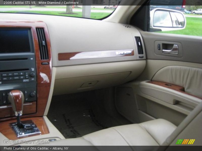 White Diamond / Cashmere 2006 Cadillac STS V8