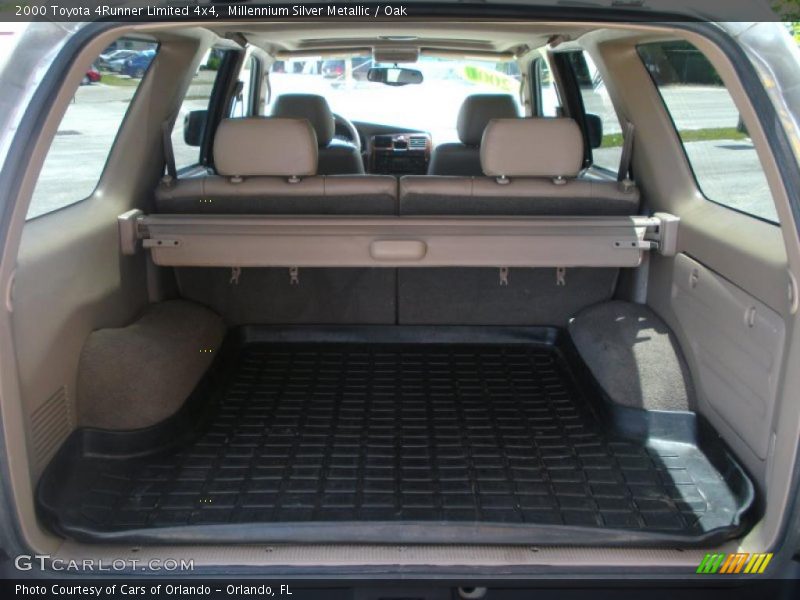 Millennium Silver Metallic / Oak 2000 Toyota 4Runner Limited 4x4
