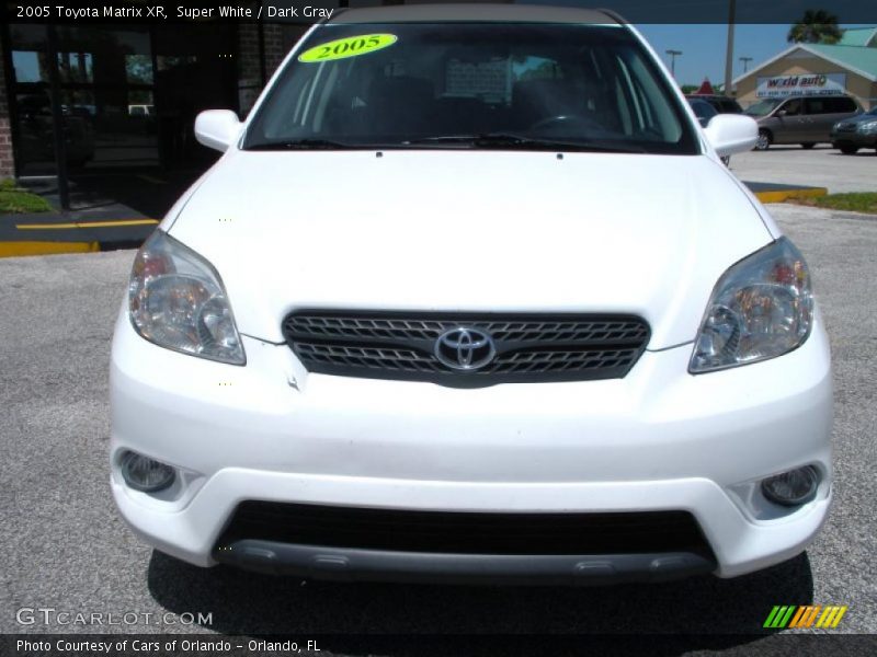 Super White / Dark Gray 2005 Toyota Matrix XR