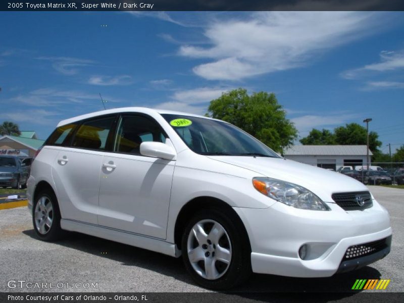 Super White / Dark Gray 2005 Toyota Matrix XR