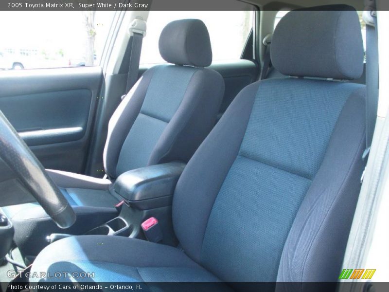 Super White / Dark Gray 2005 Toyota Matrix XR